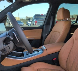 BMW X5 xDrive40i Sports Activity Vehicle 2026