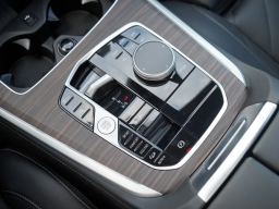 BMW X5 xDrive40i Sports Activity Vehicle 2026