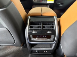 BMW X5 xDrive40i Sports Activity Vehicle 2026