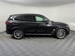BMW X5 xDrive40i Sports Activity Vehicle 2026