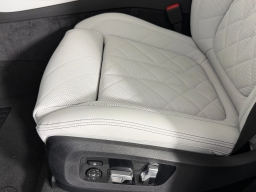 BMW X5 xDrive40i Sports Activity Vehicle 2026