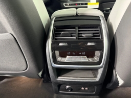 BMW X5 xDrive40i Sports Activity Vehicle 2026