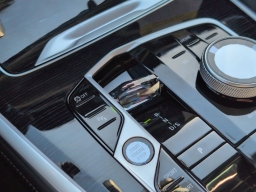 BMW X5 xDrive40i Sports Activity Vehicle 2026