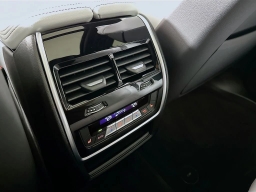 BMW X5 xDrive40i Sports Activity Vehicle 2026