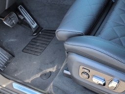 BMW X5 xDrive40i Sports Activity Vehicle 2026