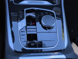 BMW X5 xDrive40i Sports Activity Vehicle 2026