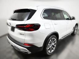 BMW X5 xDrive40i Sports Activity Vehicle 2026