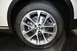 BMW X5 xDrive40i Sports Activity Vehicle 2026