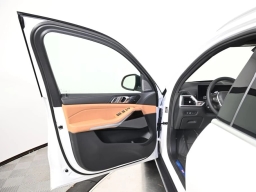 BMW X5 xDrive40i Sports Activity Vehicle 2026