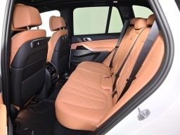 BMW X5 xDrive40i Sports Activity Vehicle 2026