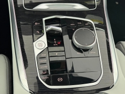 BMW X5 xDrive40i Sports Activity Vehicle 2026