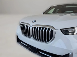 BMW X5 xDrive40i Sports Activity Vehicle 2026