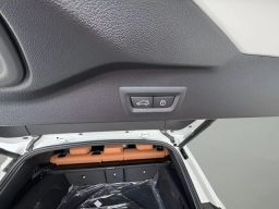 BMW X5 xDrive40i Sports Activity Vehicle 2026