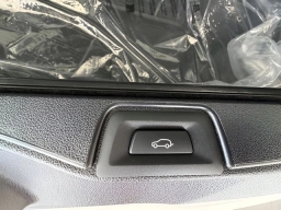 BMW X5 xDrive40i Sports Activity Vehicle 2026