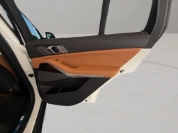 BMW X5 xDrive40i Sports Activity Vehicle 2026