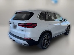 BMW X5 xDrive40i Sports Activity Vehicle 2026