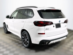 BMW X5 xDrive40i Sports Activity Vehicle 2026