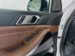 BMW X5 xDrive40i Sports Activity Vehicle 2026