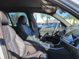 BMW X5 xDrive40i Sports Activity Vehicle 2026