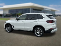 BMW X5 xDrive40i Sports Activity Vehicle 2026