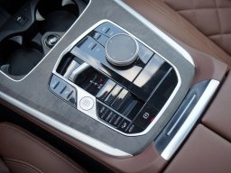 BMW X5 xDrive40i Sports Activity Vehicle 2026