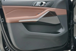 BMW X5 xDrive40i Sports Activity Vehicle 2026