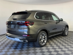 BMW X5 xDrive40i Sports Activity Vehicle 2026