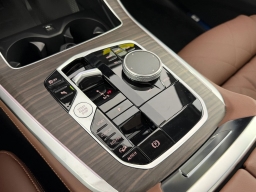 BMW X5 xDrive40i Sports Activity Vehicle 2026