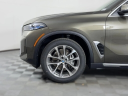 BMW X5 xDrive40i Sports Activity Vehicle 2026