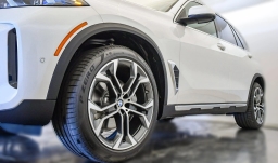 BMW X5 xDrive40i Sports Activity Vehicle 2026