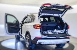 BMW X5 xDrive40i Sports Activity Vehicle 2026