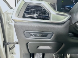 BMW X5 xDrive40i Sports Activity Vehicle 2026