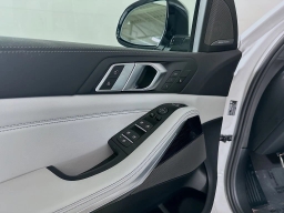 BMW X5 xDrive40i Sports Activity Vehicle 2026