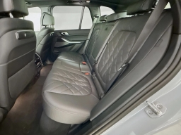 BMW X5 xDrive40i Sports Activity Vehicle 2026