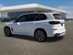 BMW X5 xDrive40i Sports Activity Vehicle 2026