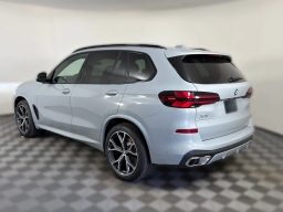 BMW X5 xDrive40i Sports Activity Vehicle 2026