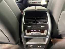 BMW X5 xDrive40i Sports Activity Vehicle 2026