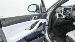 BMW X5 xDrive40i Sports Activity Vehicle 2026