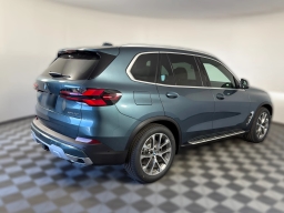 BMW X5 xDrive40i Sports Activity Vehicle 2026