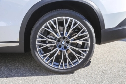 BMW X5 xDrive40i Sports Activity Vehicle 2026