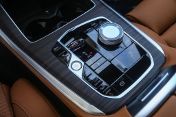 BMW X5 xDrive40i Sports Activity Vehicle 2026