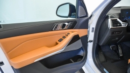 BMW X5 xDrive40i Sports Activity Vehicle 2026