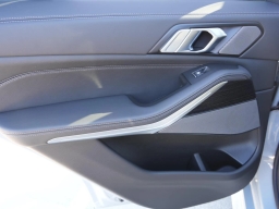 BMW X5 xDrive40i Sports Activity Vehicle 2026