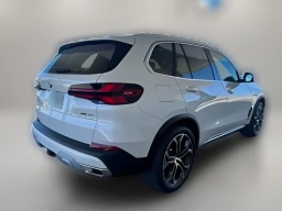 BMW X5 xDrive40i Sports Activity Vehicle 2026