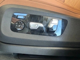 BMW X5 xDrive40i Sports Activity Vehicle 2026