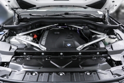 BMW X5 xDrive40i Sports Activity Vehicle 2026