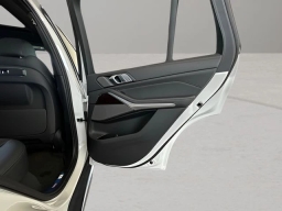 BMW X5 xDrive40i Sports Activity Vehicle 2026