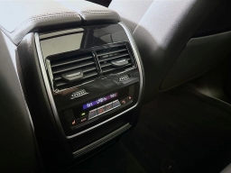 BMW X5 xDrive40i Sports Activity Vehicle 2026