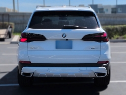 BMW X5 xDrive40i Sports Activity Vehicle 2026