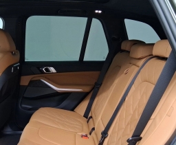 BMW X5 xDrive40i Sports Activity Vehicle 2026